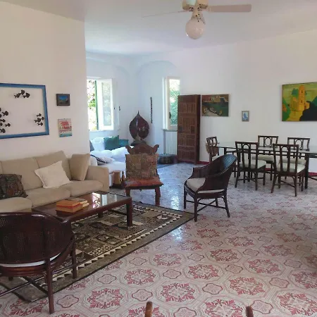 Vittoria Holiday home